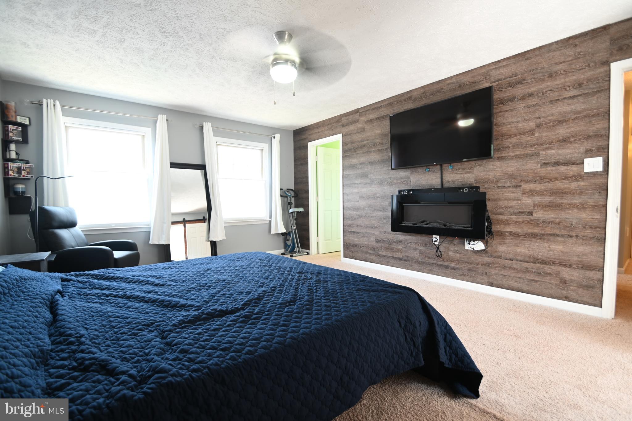 HIDDEN SPRING - Residential