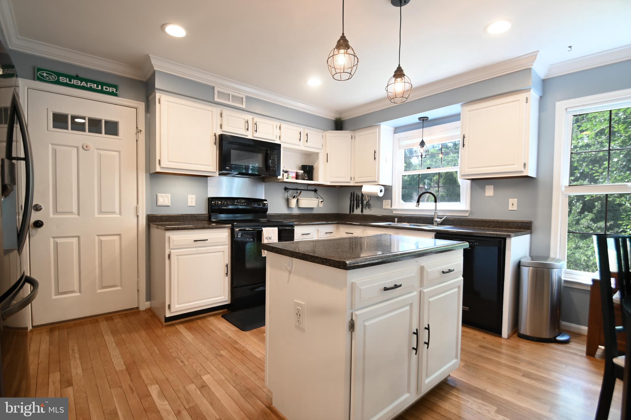 HIDDEN SPRING - Residential