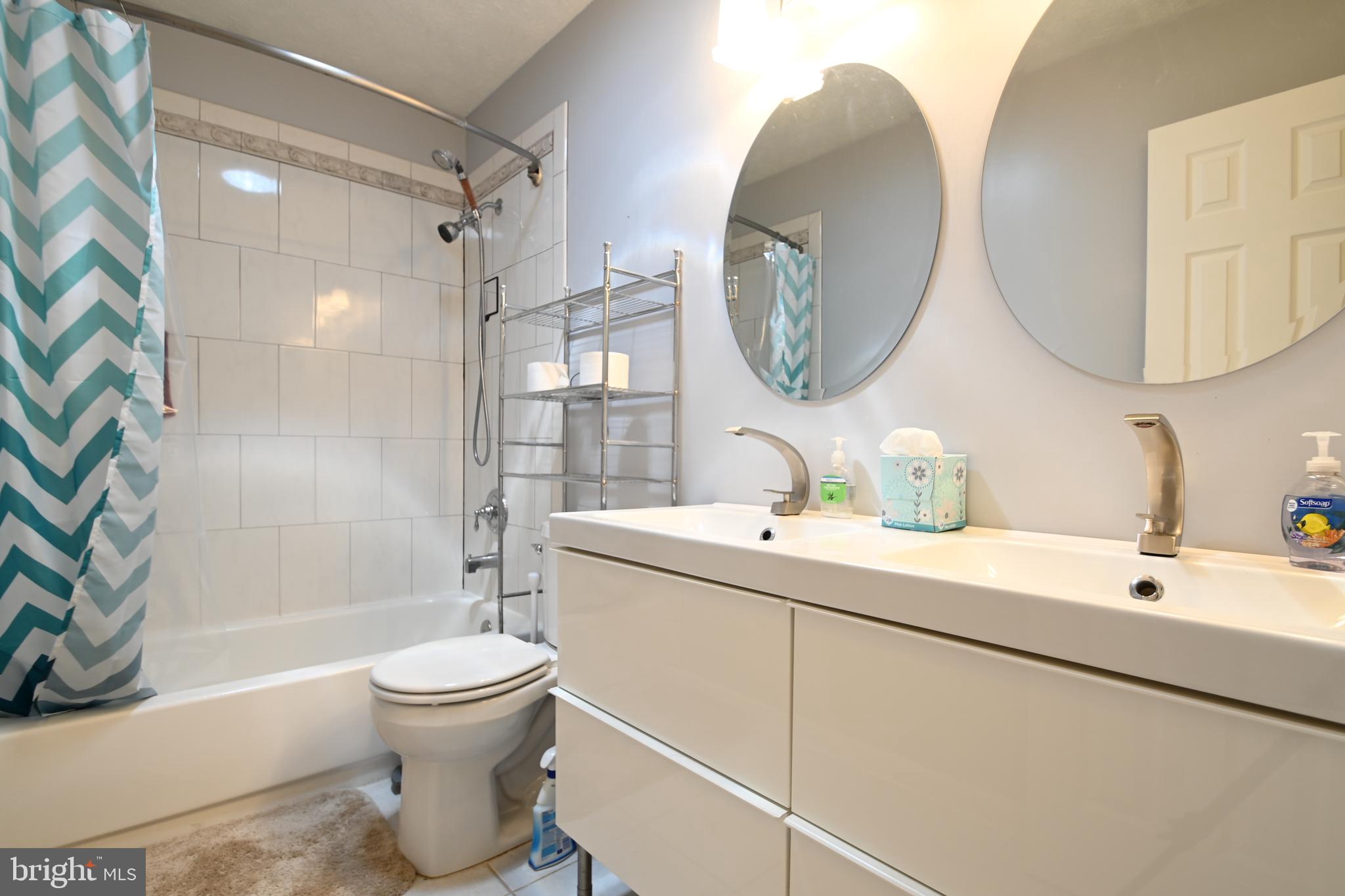 HIDDEN SPRING - Residential