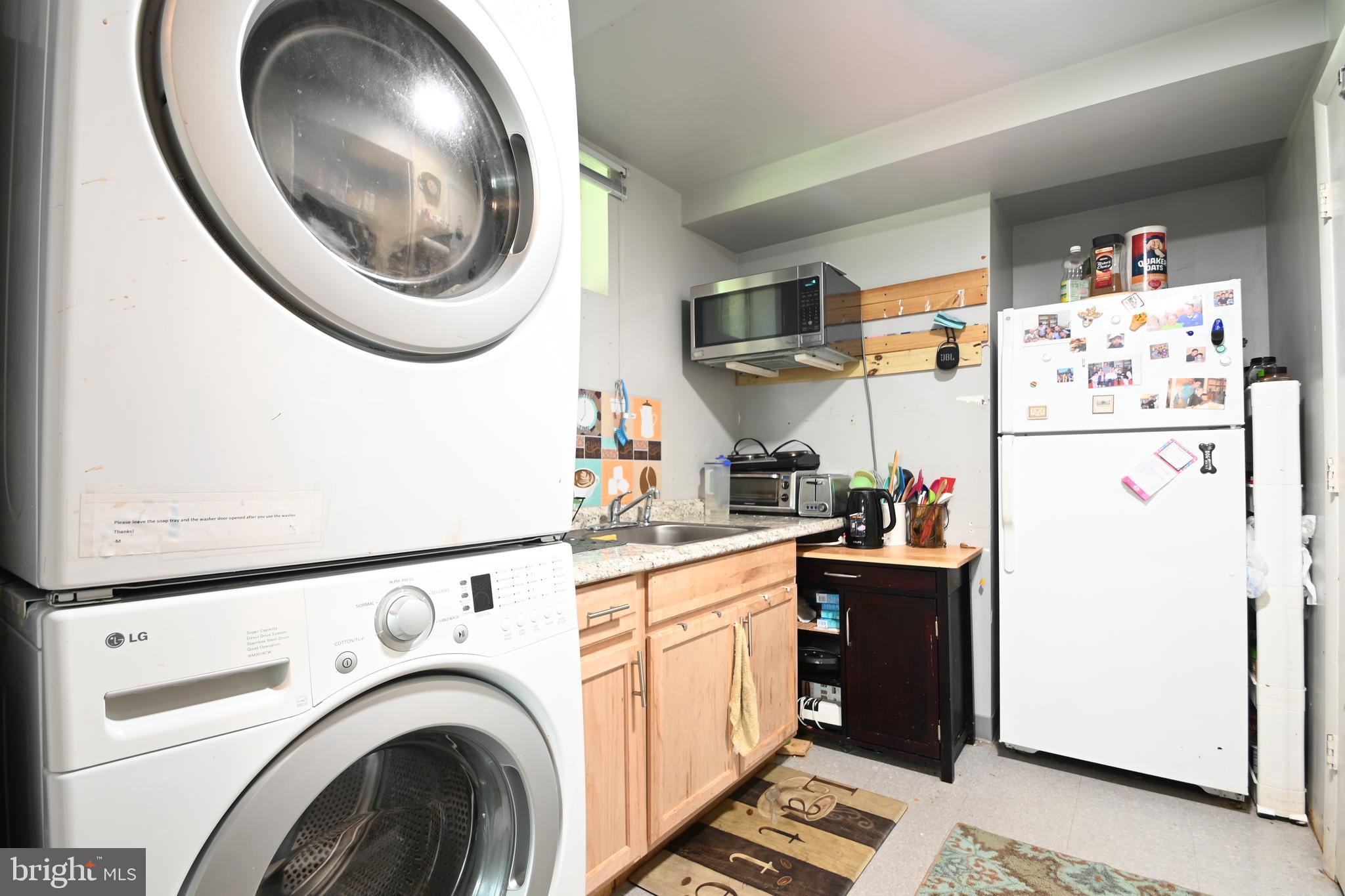 HIDDEN SPRING - Residential