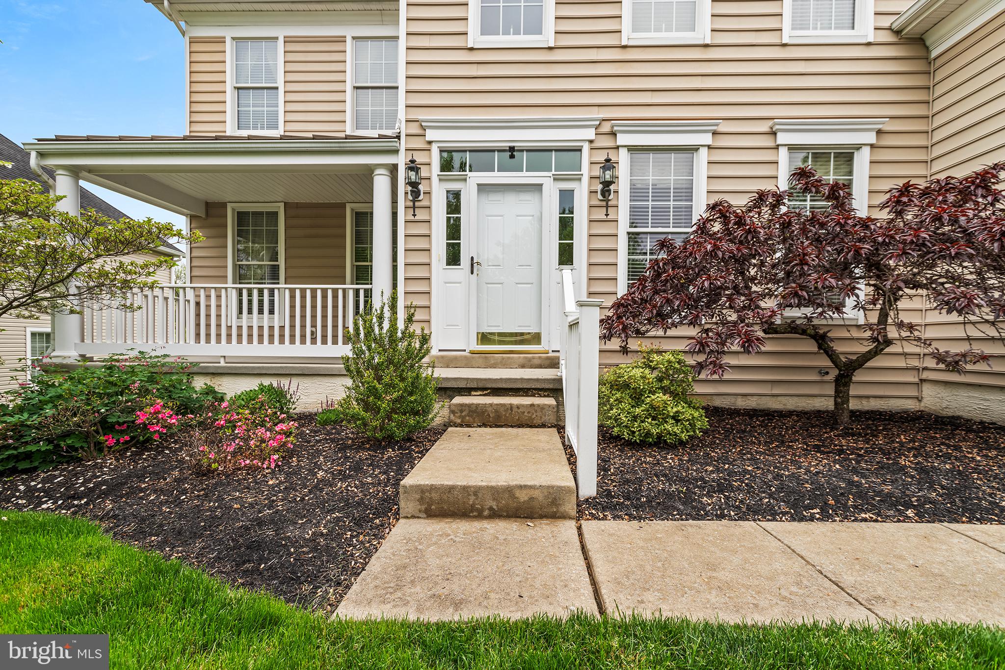 RIVERSIDE - Residential