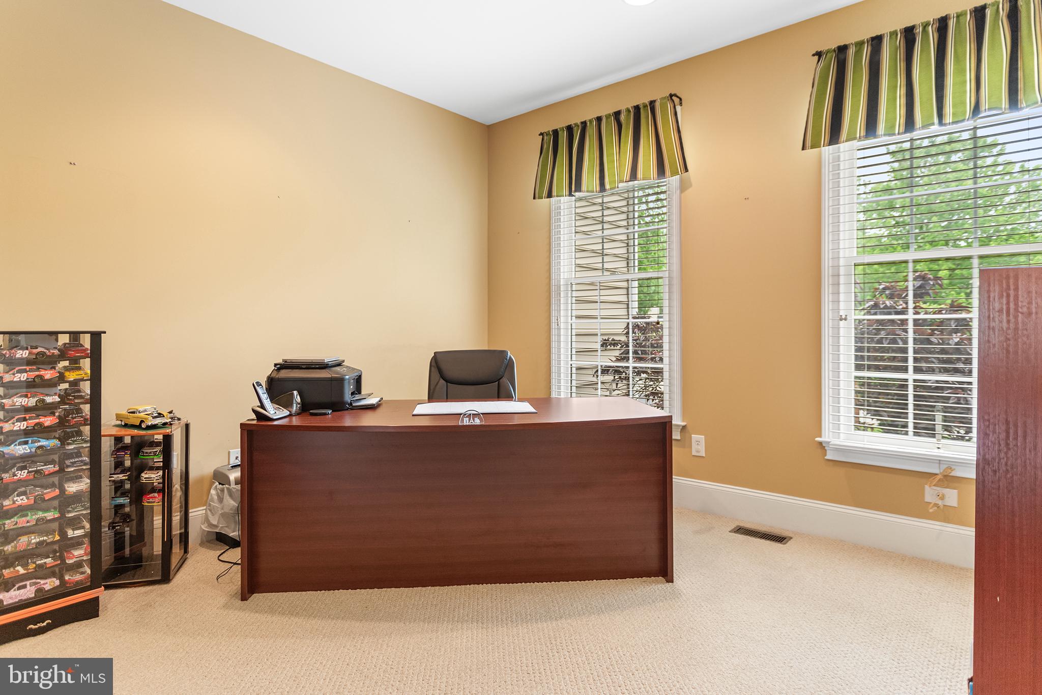 RIVERSIDE - Residential