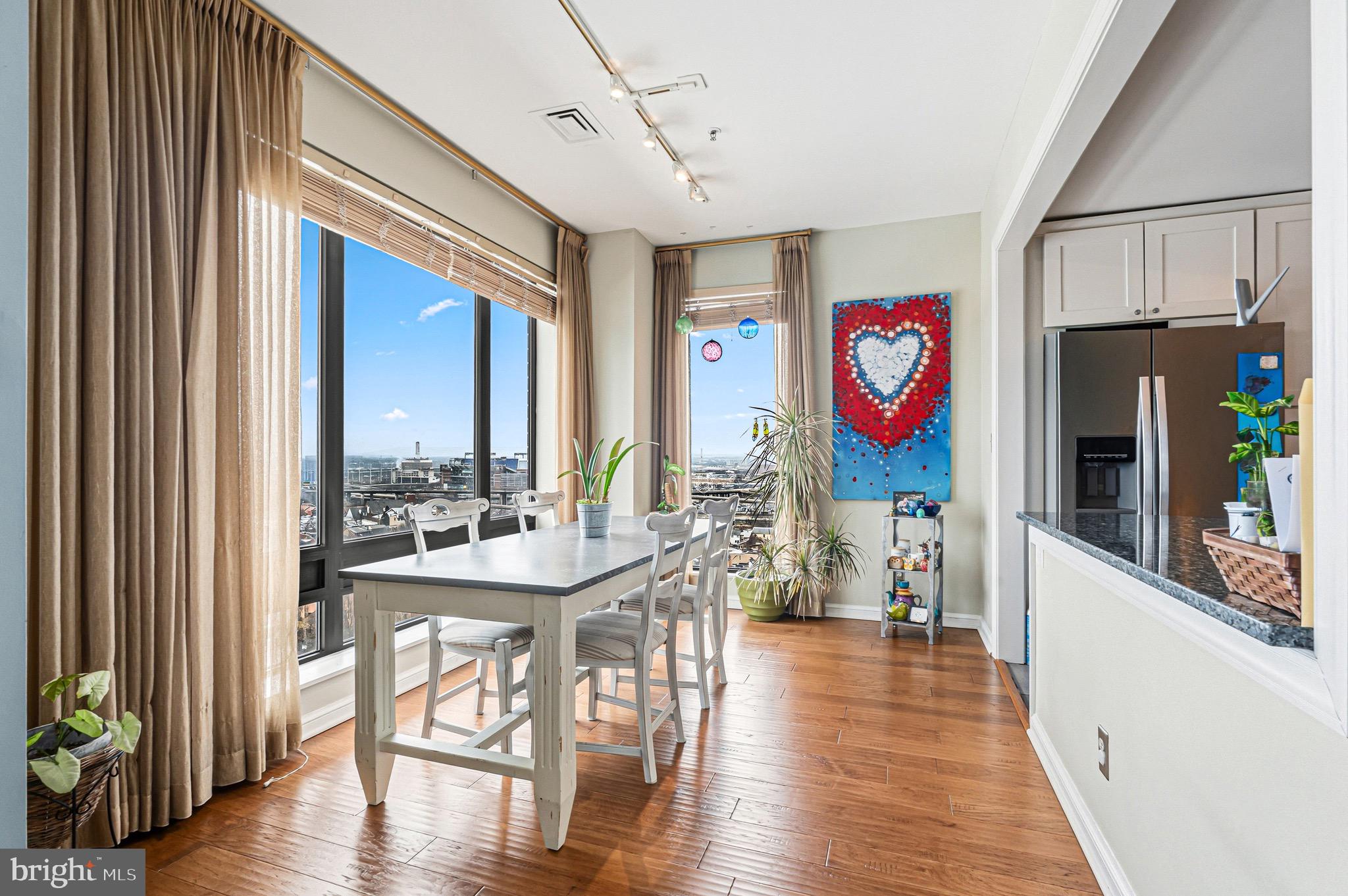 INNER HARBOR - Residential