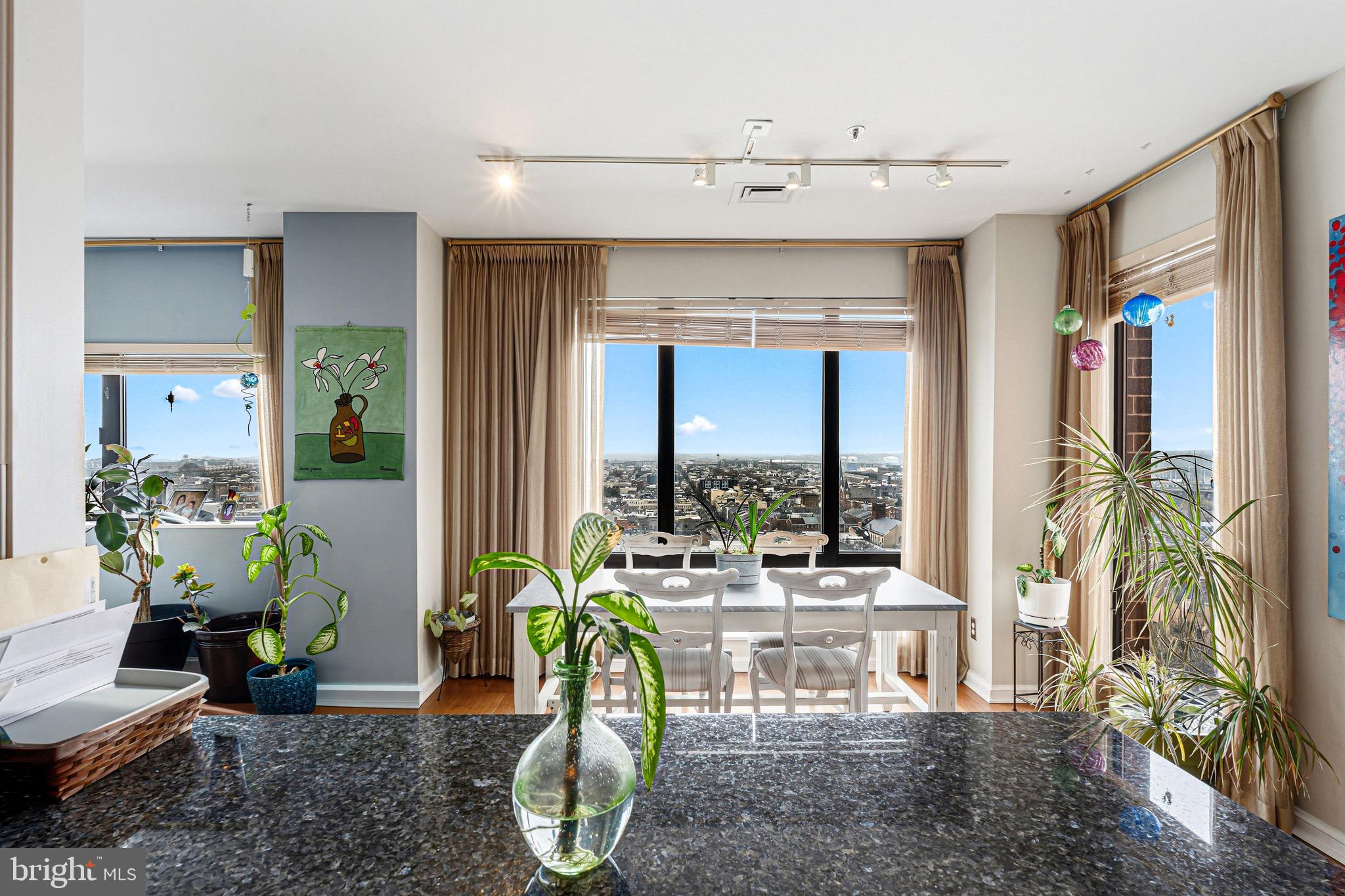 INNER HARBOR - Residential