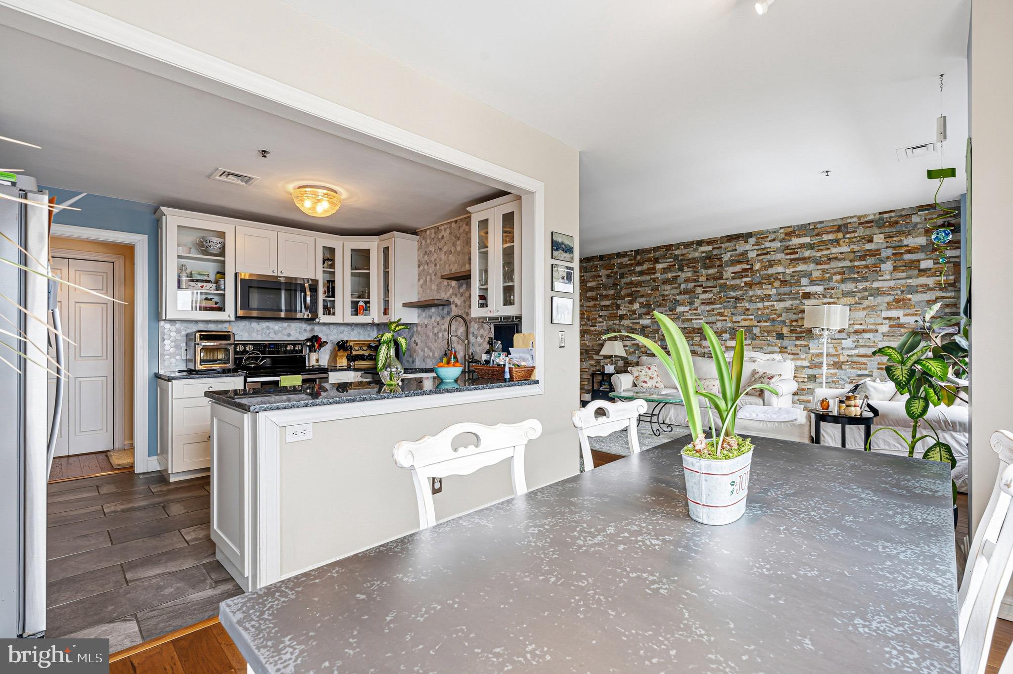 INNER HARBOR - Residential