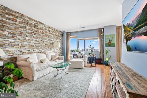 Condo For Sale - 10 E Lee Street #1204<br/> BALTIMORE, MD 21202