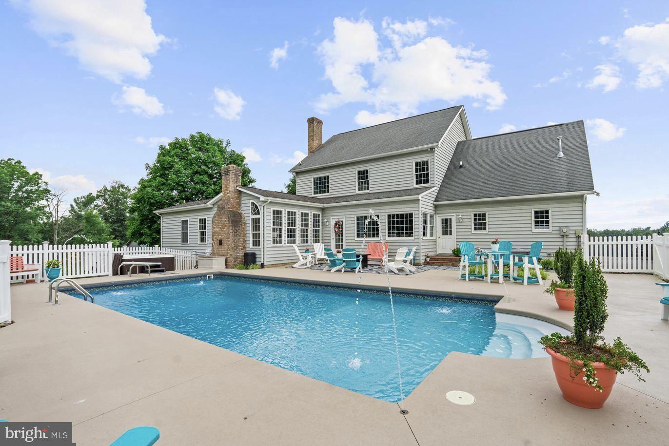 1050 BROOKSTONE ROAD