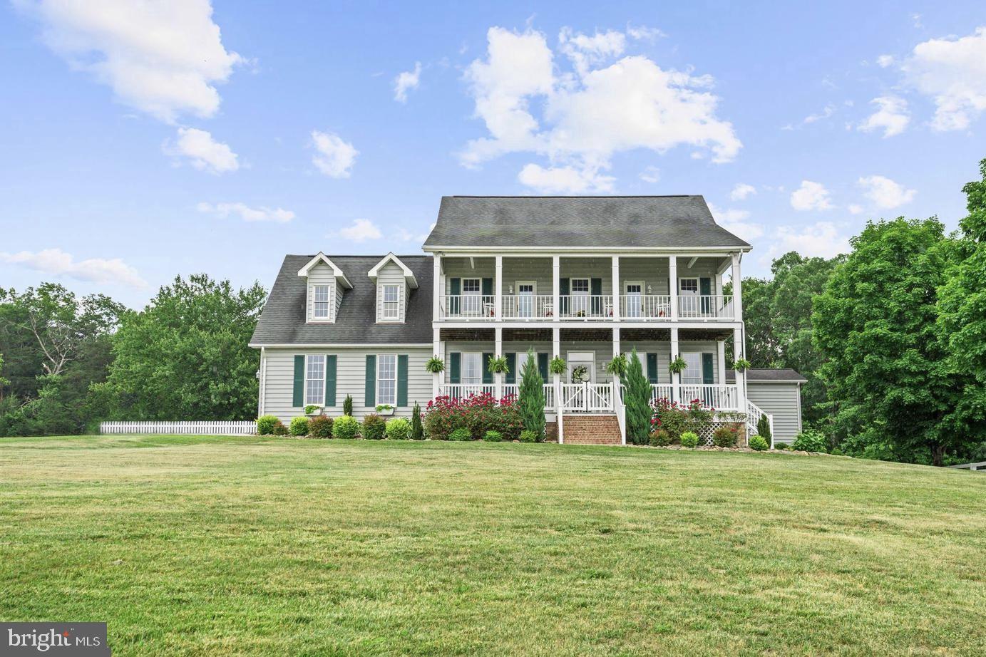 1050 BROOKSTONE ROAD