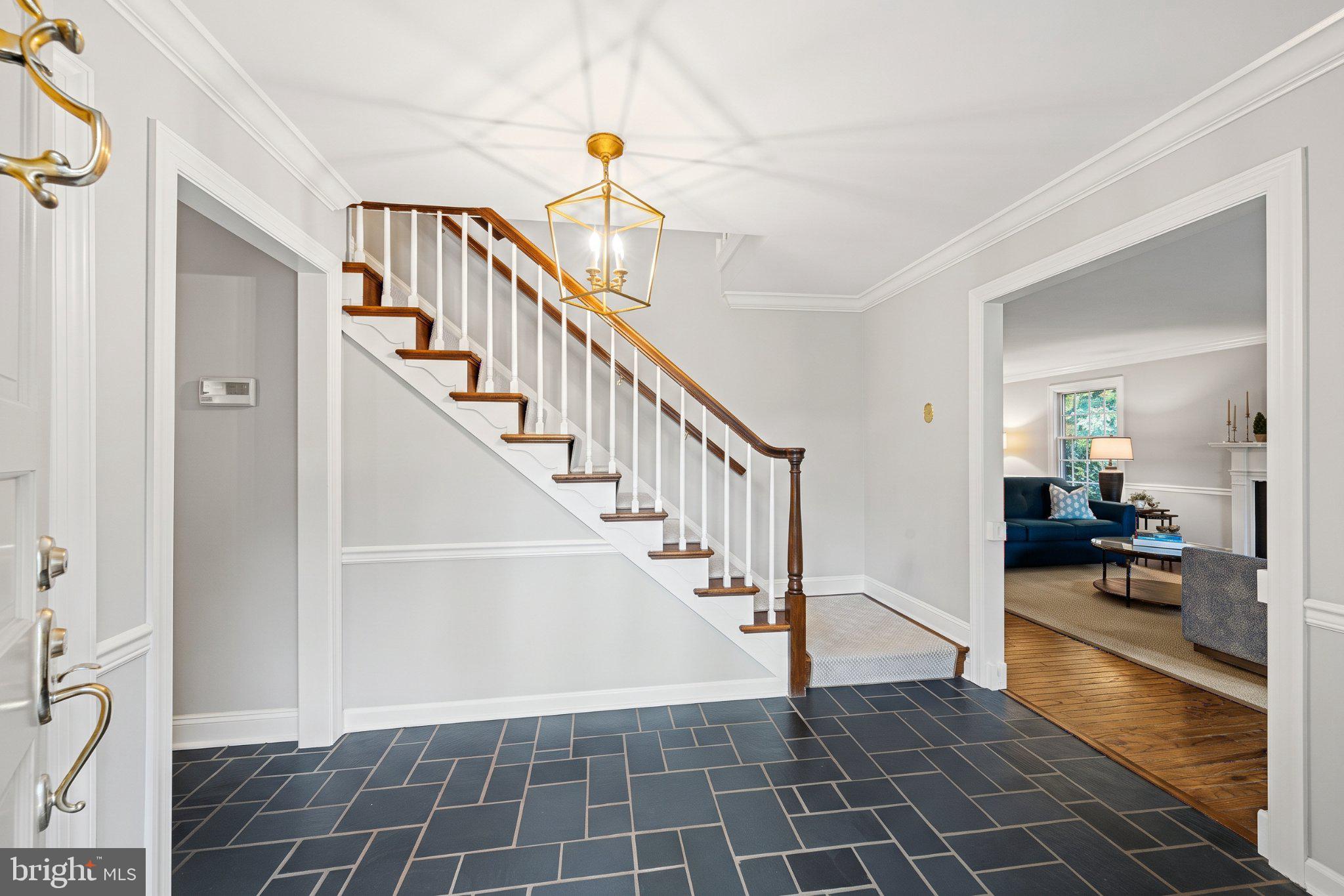 181 HUNT VALLEY CIRCLE