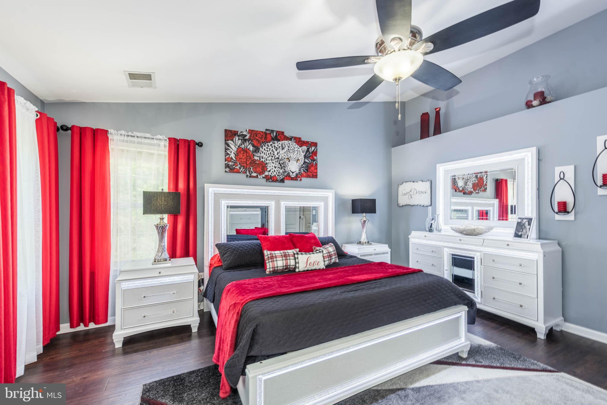 TANYARD SPRINGS - Residential