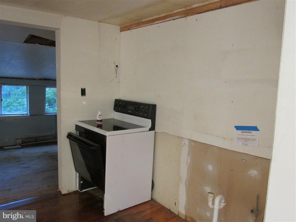 SHIRLEY HEIGHTS - Residential