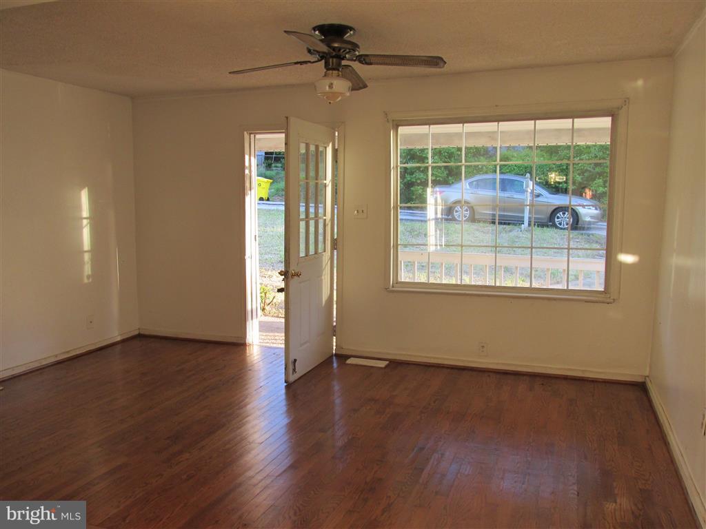 SHIRLEY HEIGHTS - Residential