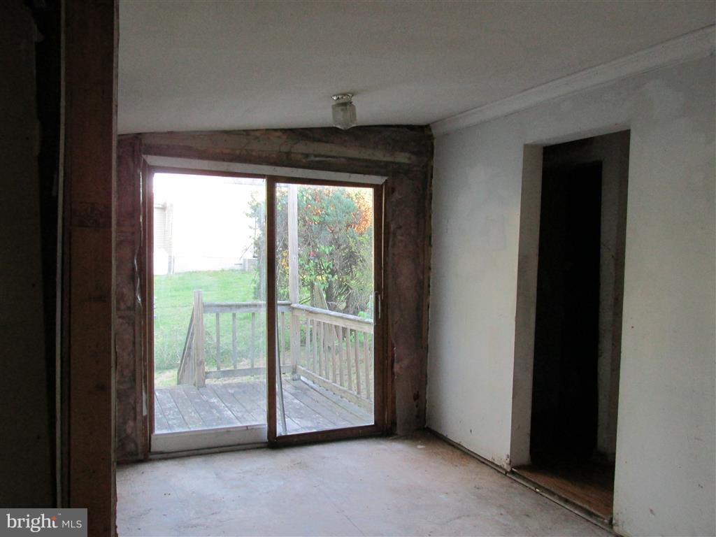 SHIRLEY HEIGHTS - Residential