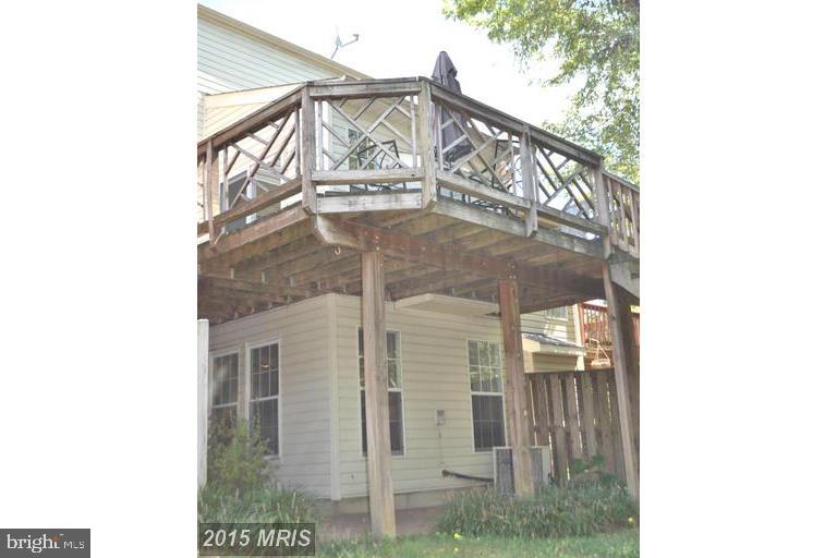 TURNBERRY VILLAGE - Residential Lease