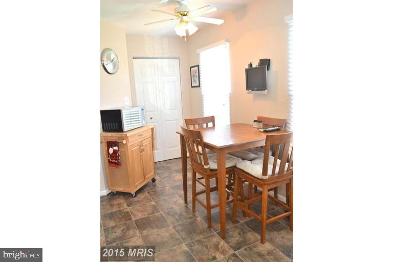 TURNBERRY VILLAGE - Residential Lease