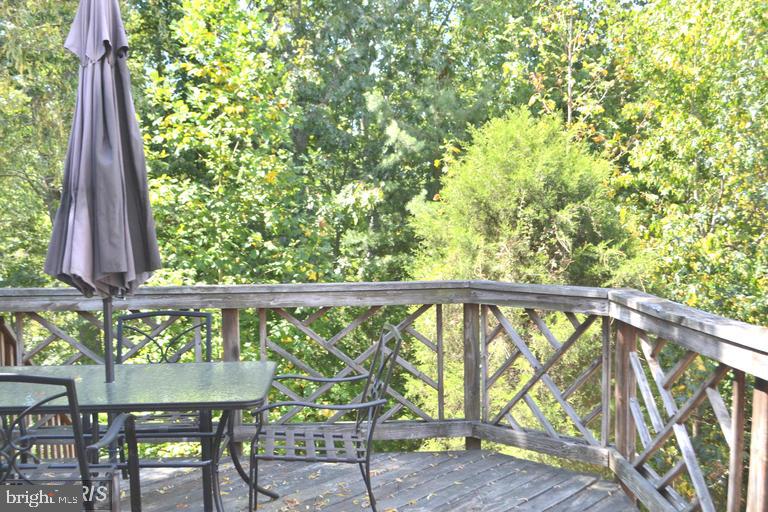 TURNBERRY VILLAGE - Residential Lease