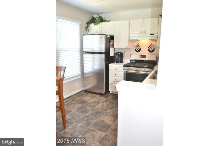 TURNBERRY VILLAGE - Residential Lease