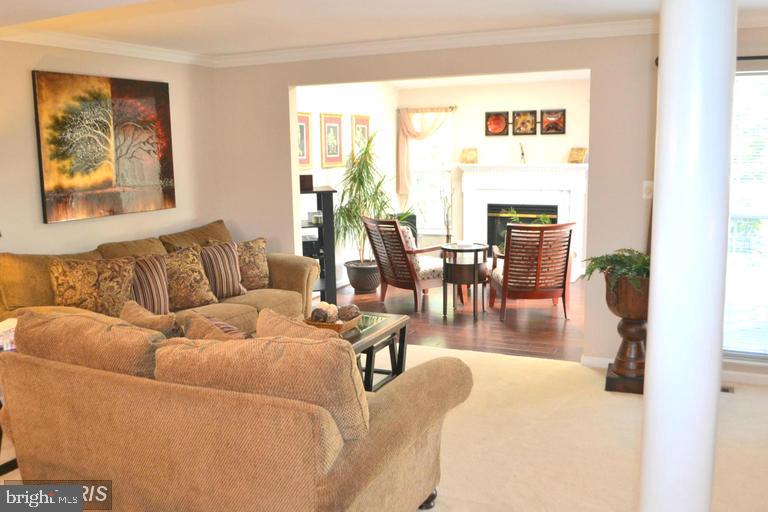 TURNBERRY VILLAGE - Residential Lease