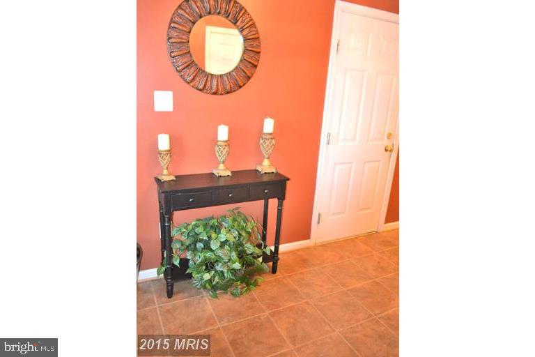 TURNBERRY VILLAGE - Residential Lease