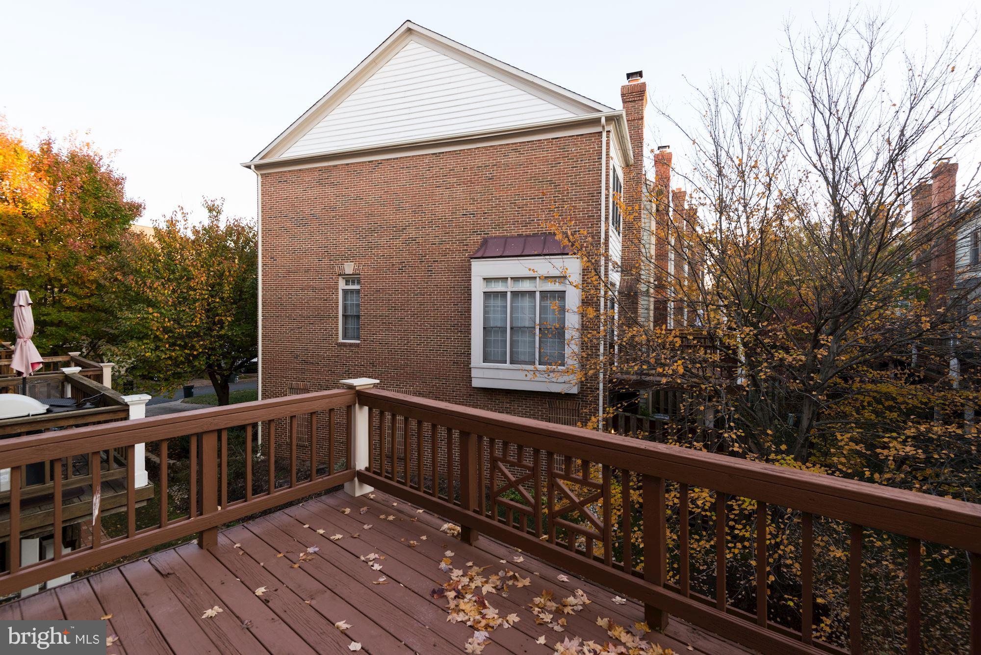 STONEGATE - Residential