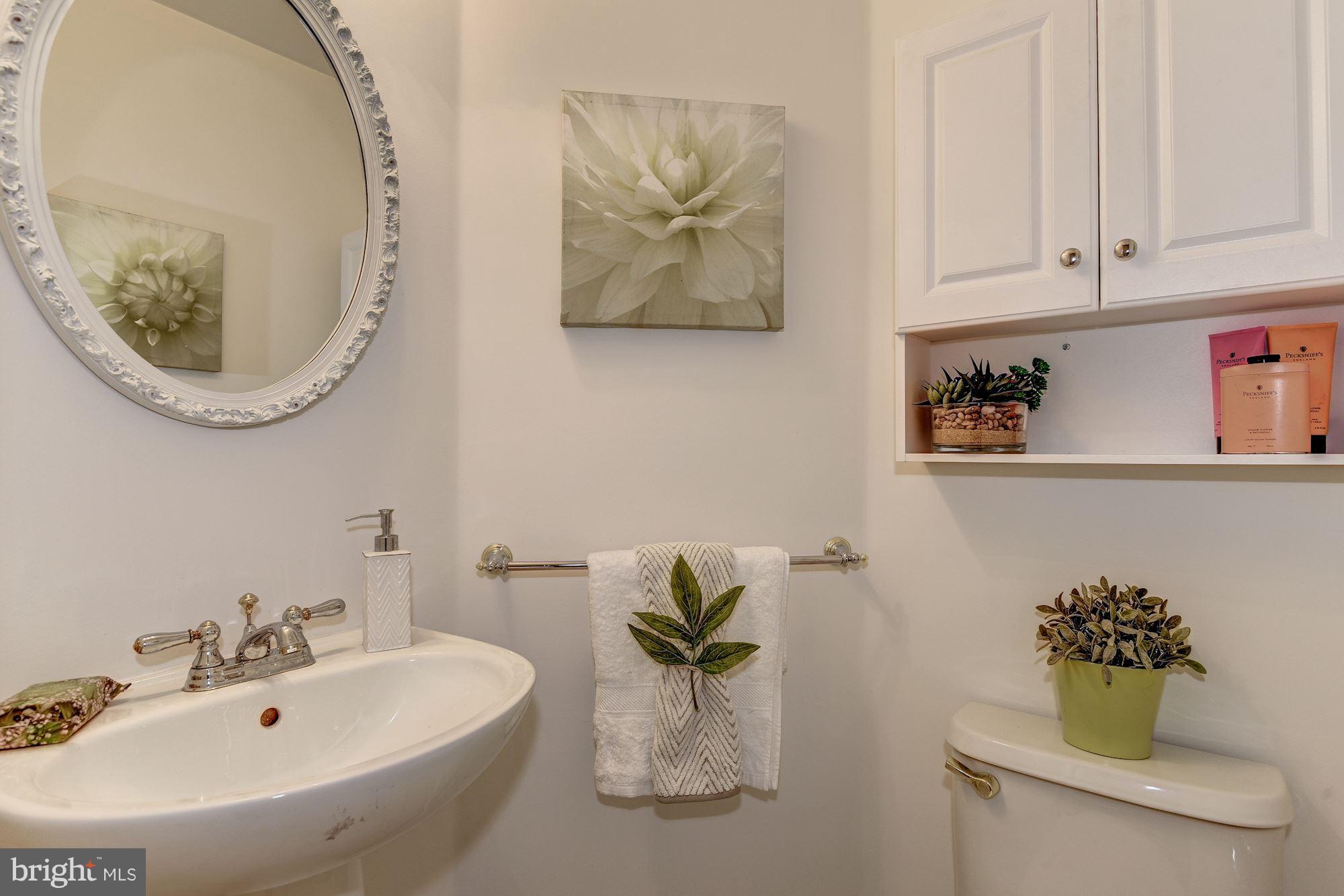 STONEGATE - Residential