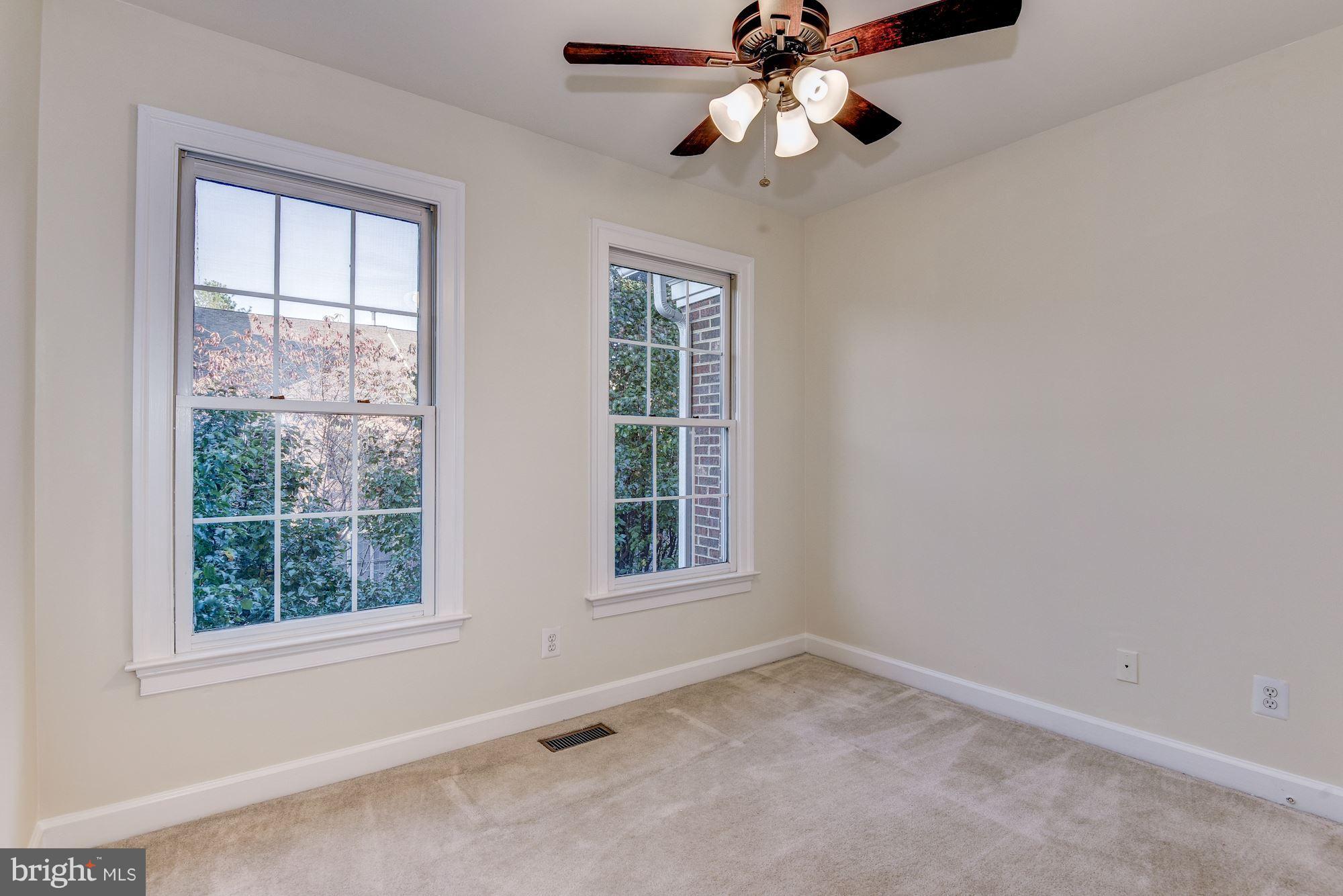 STONEGATE - Residential