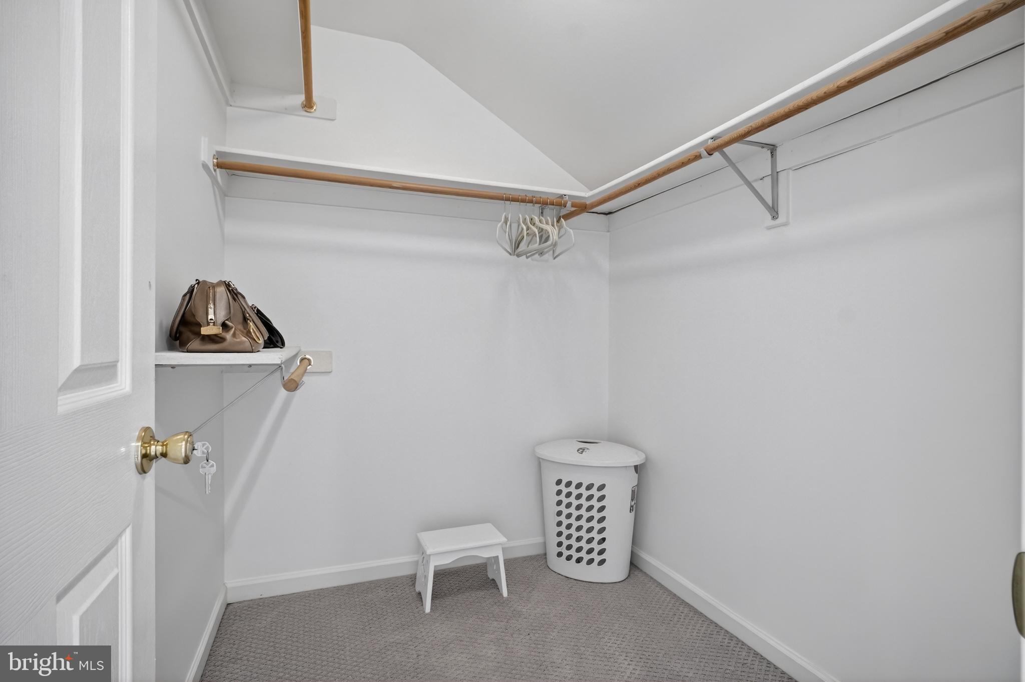 VIRGINIA RUN - Residential