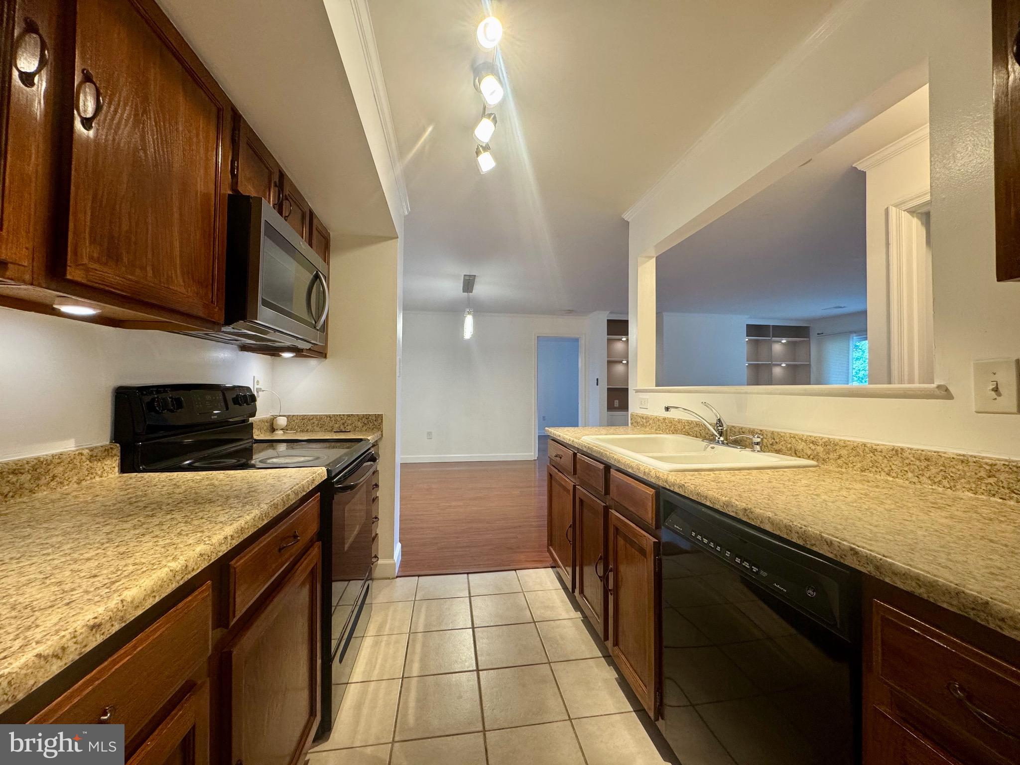 WATERS HOUSE - Residential