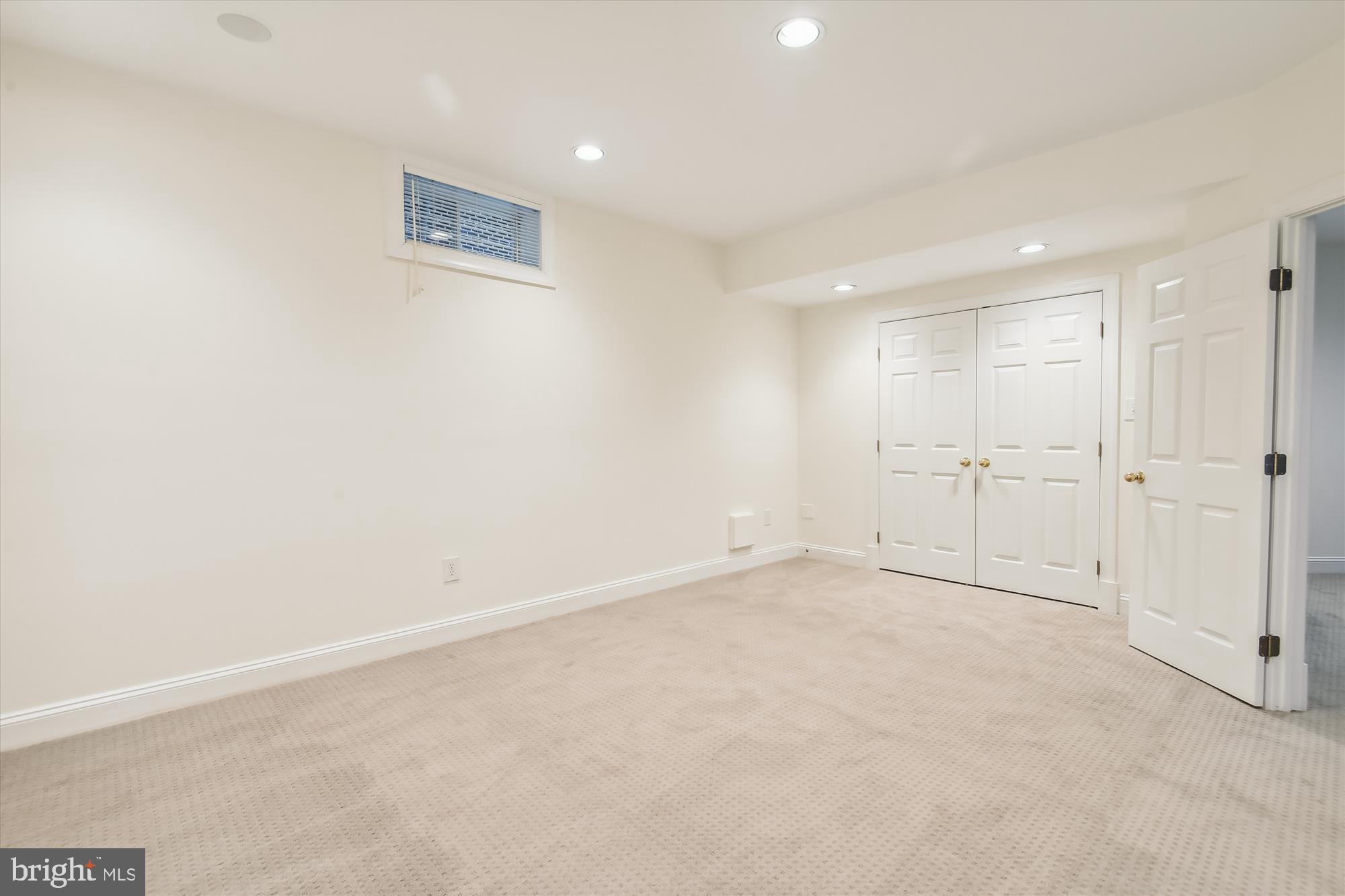 LOCUST RIDGE - Residential