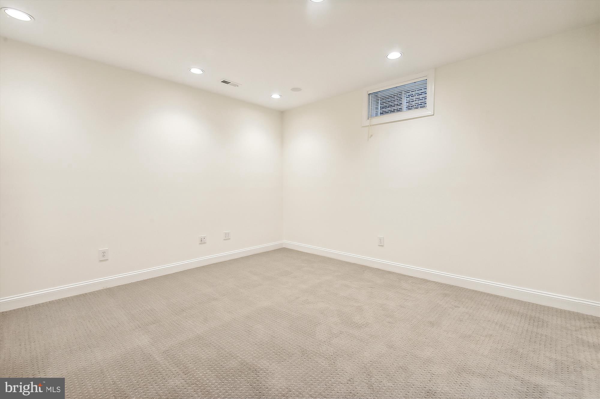 LOCUST RIDGE - Residential