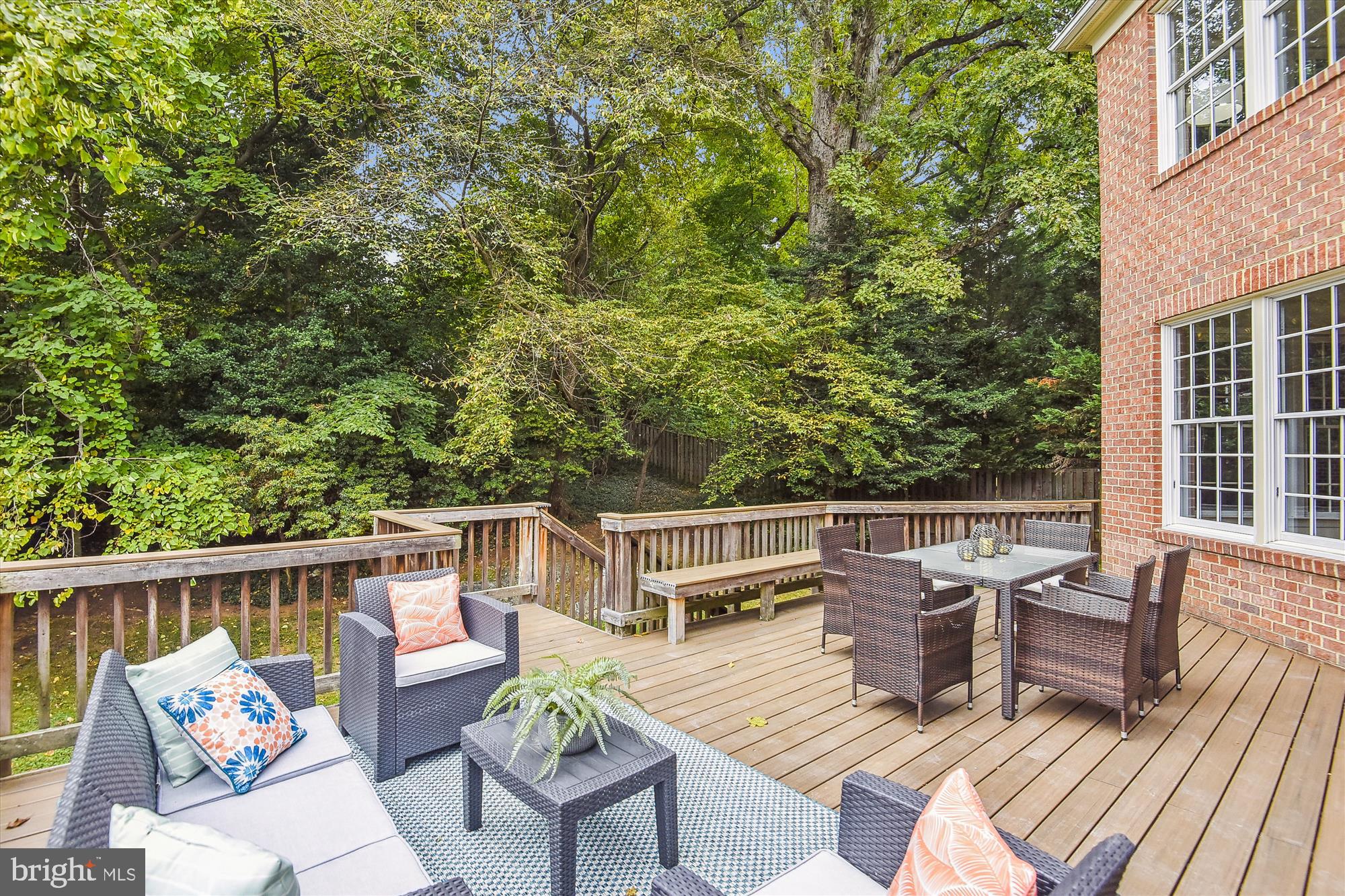 LOCUST RIDGE - Residential