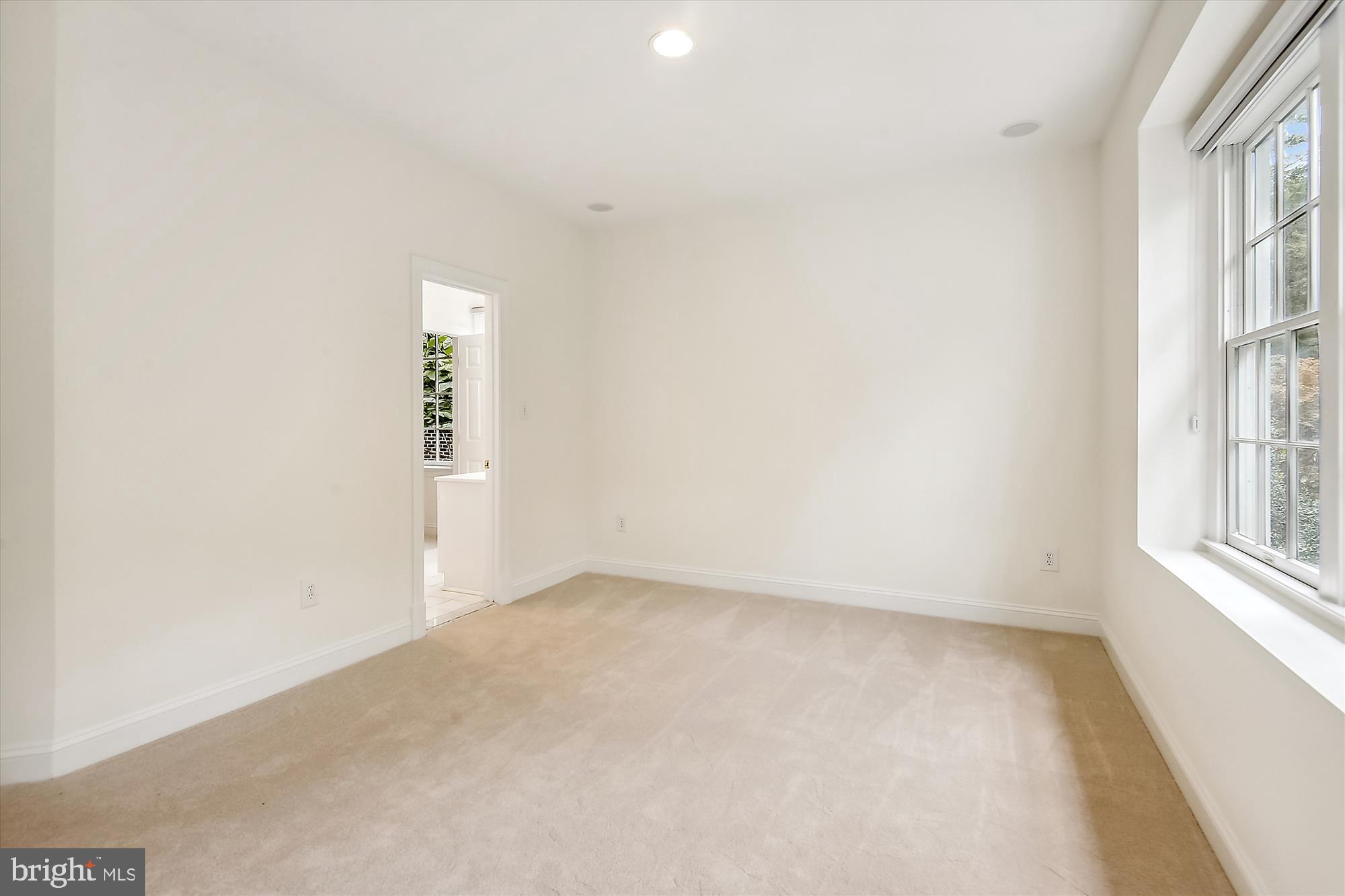 LOCUST RIDGE - Residential