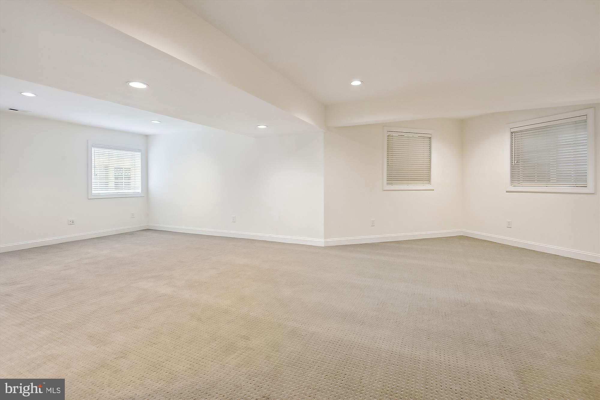 LOCUST RIDGE - Residential