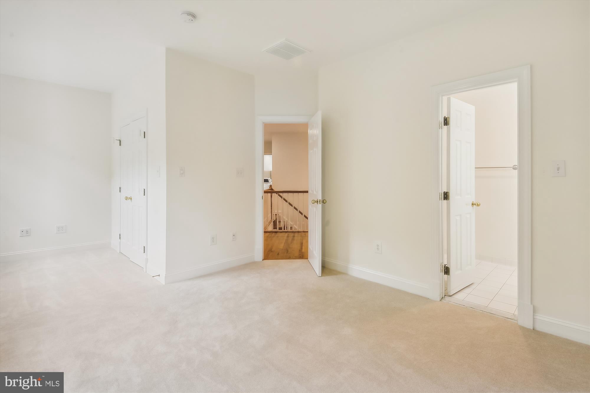 LOCUST RIDGE - Residential