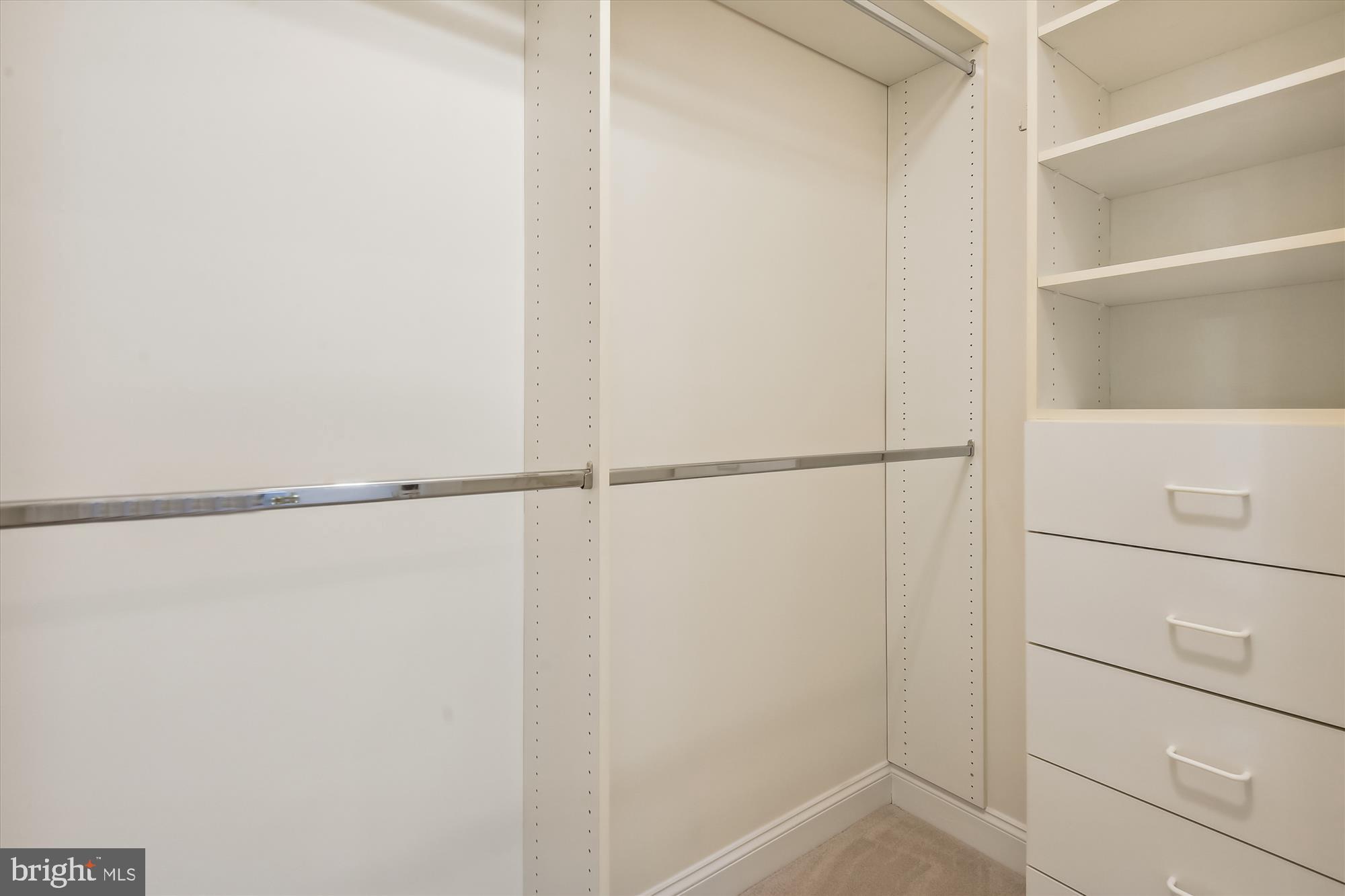 LOCUST RIDGE - Residential