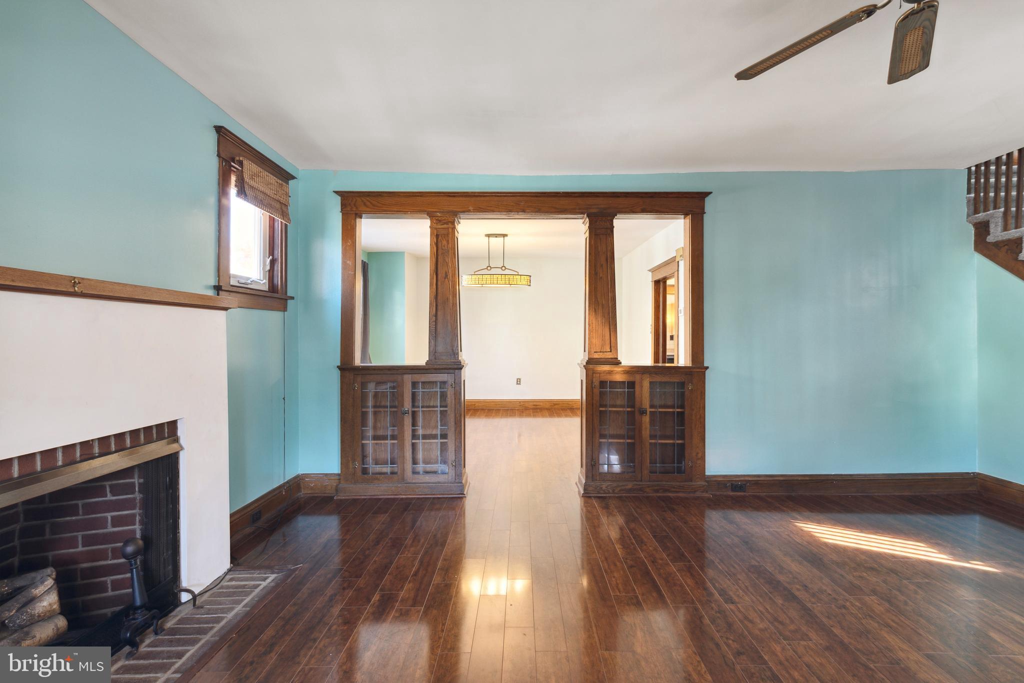 LAWNDALE - Residential