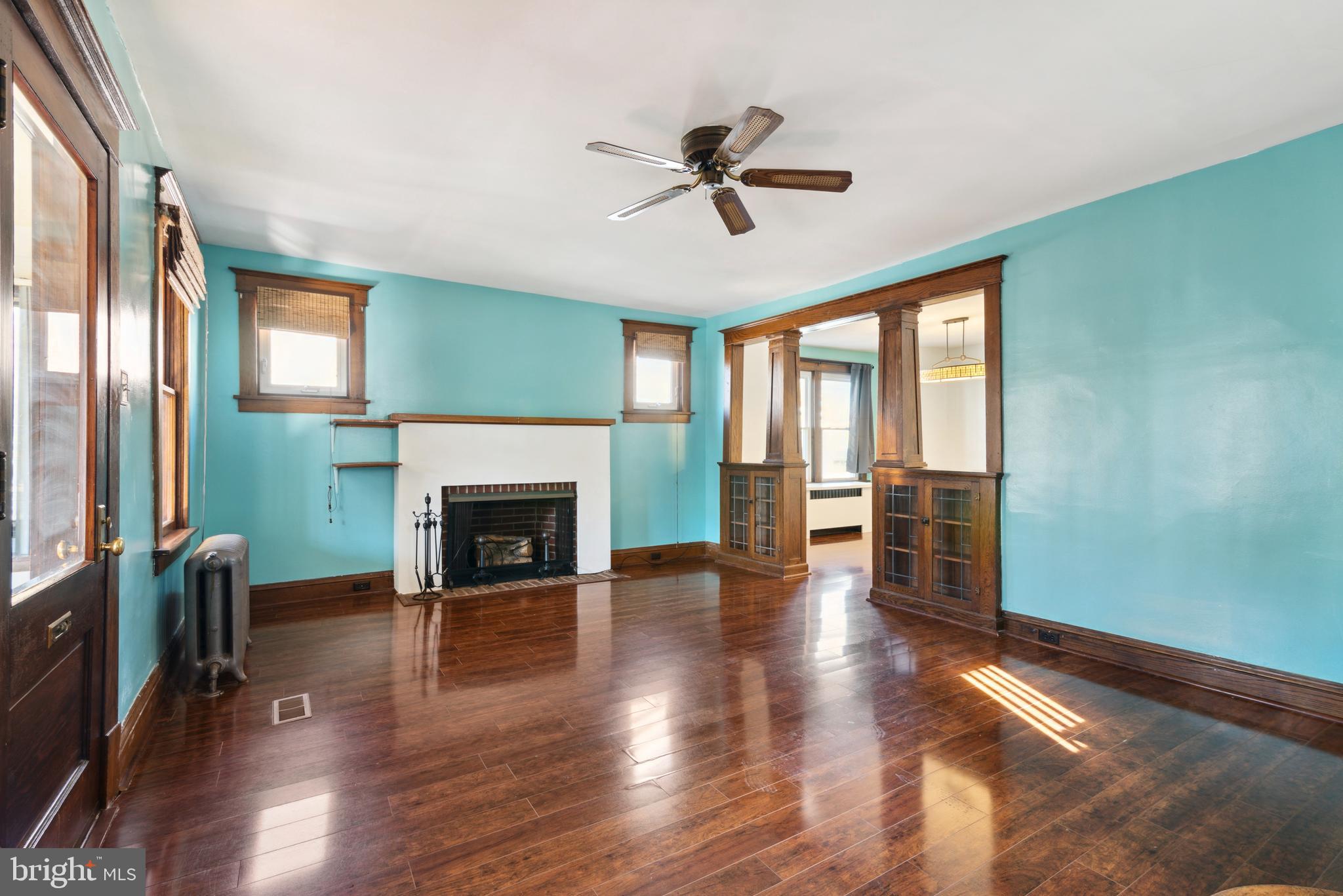 LAWNDALE - Residential