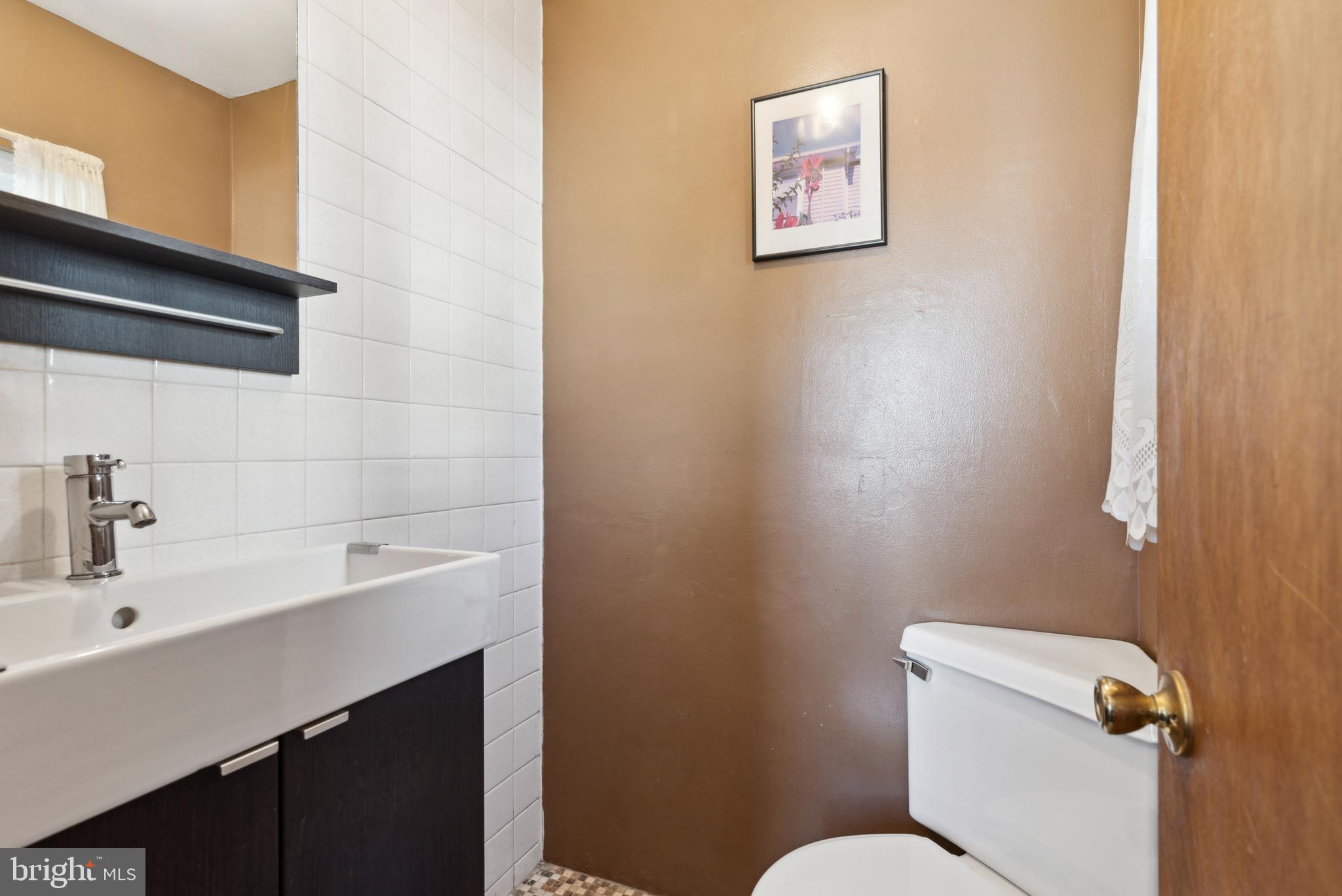 LAWNDALE - Residential