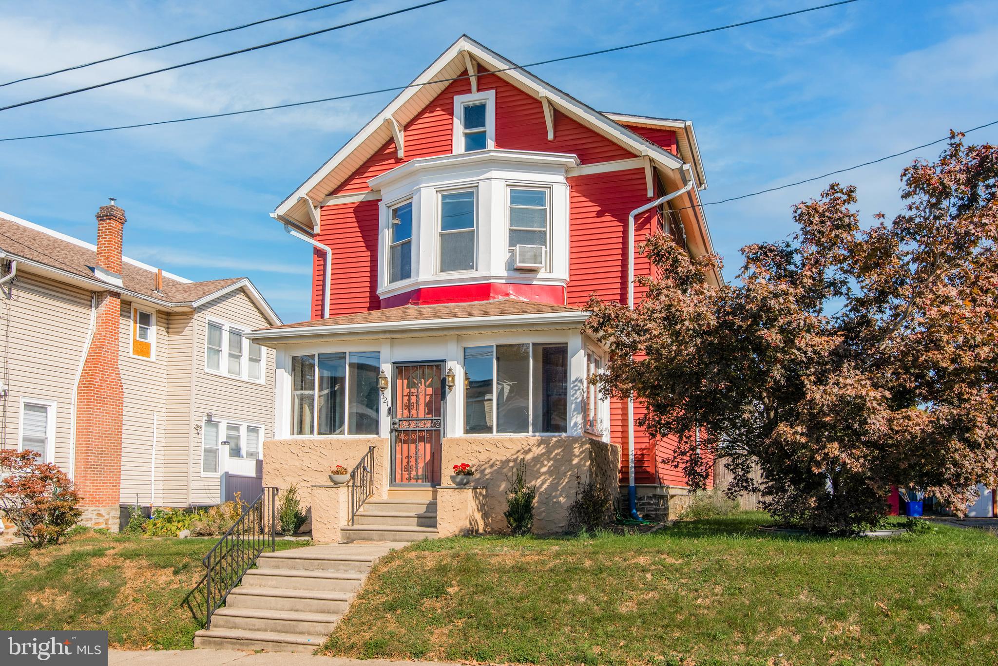 LAWNDALE - Residential