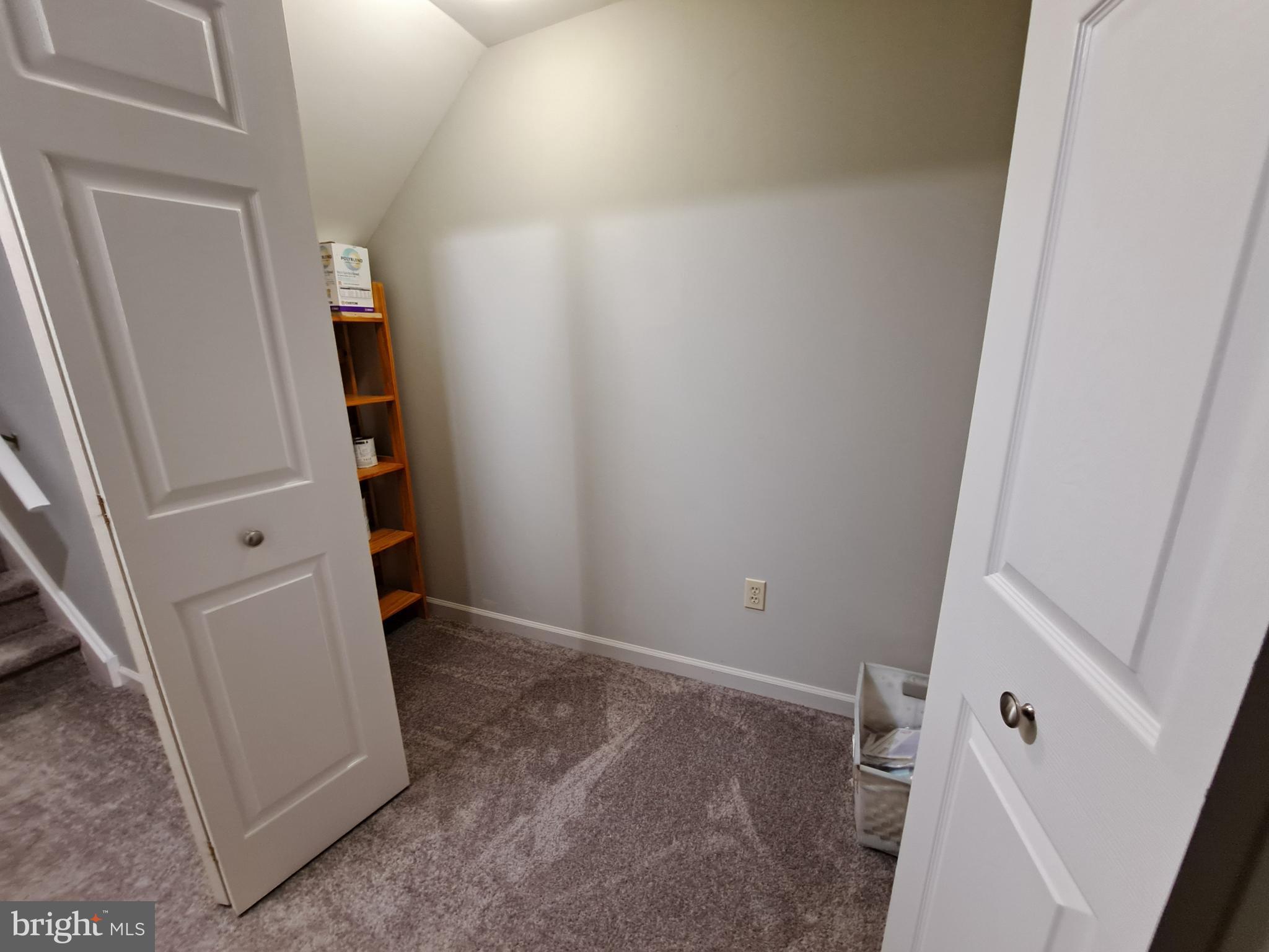 LYNETREE - Residential Lease