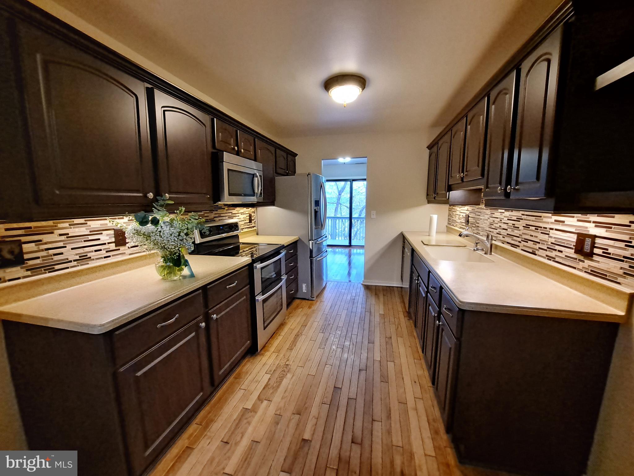 LYNETREE - Residential Lease