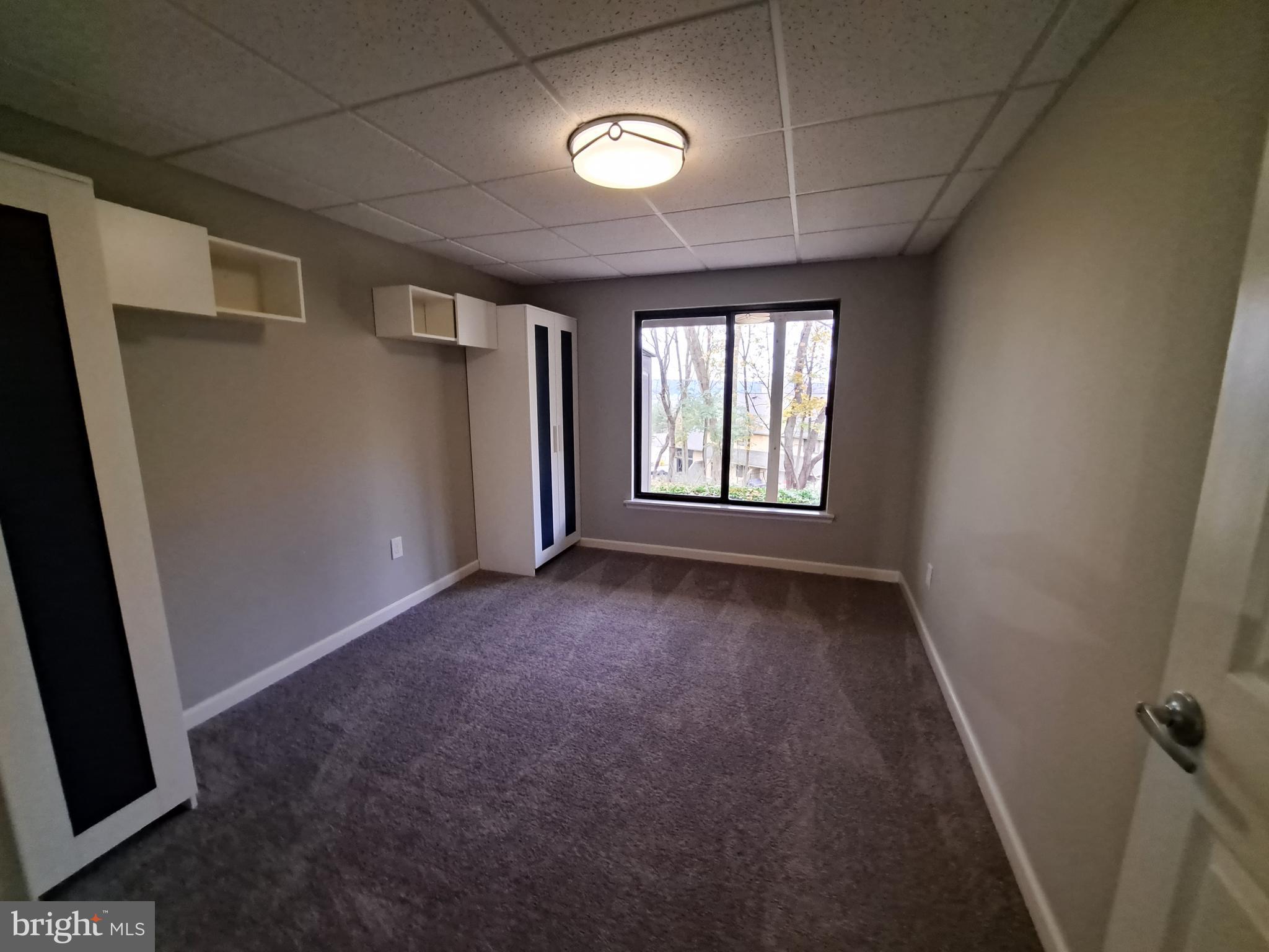 LYNETREE - Residential Lease