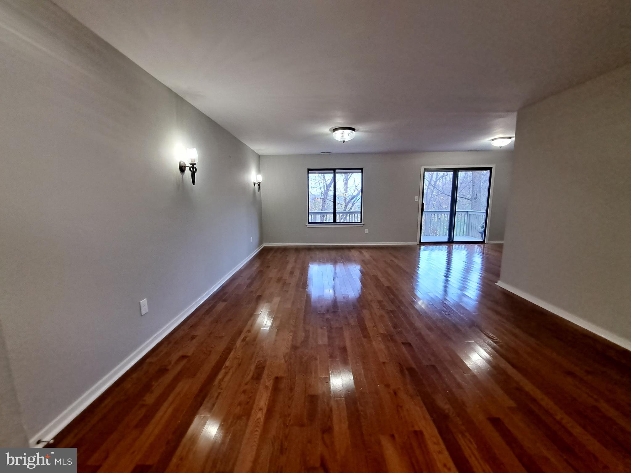 LYNETREE - Residential Lease