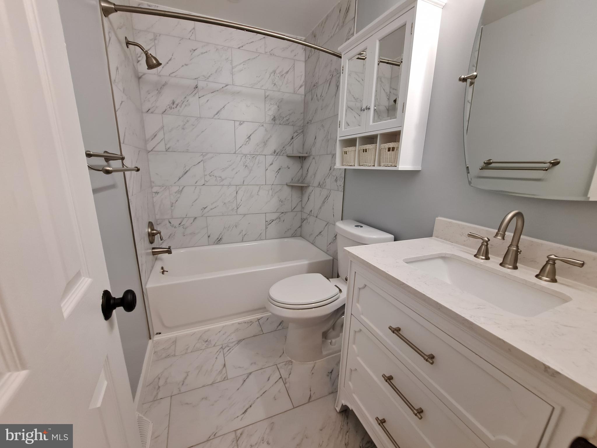 LYNETREE - Residential Lease