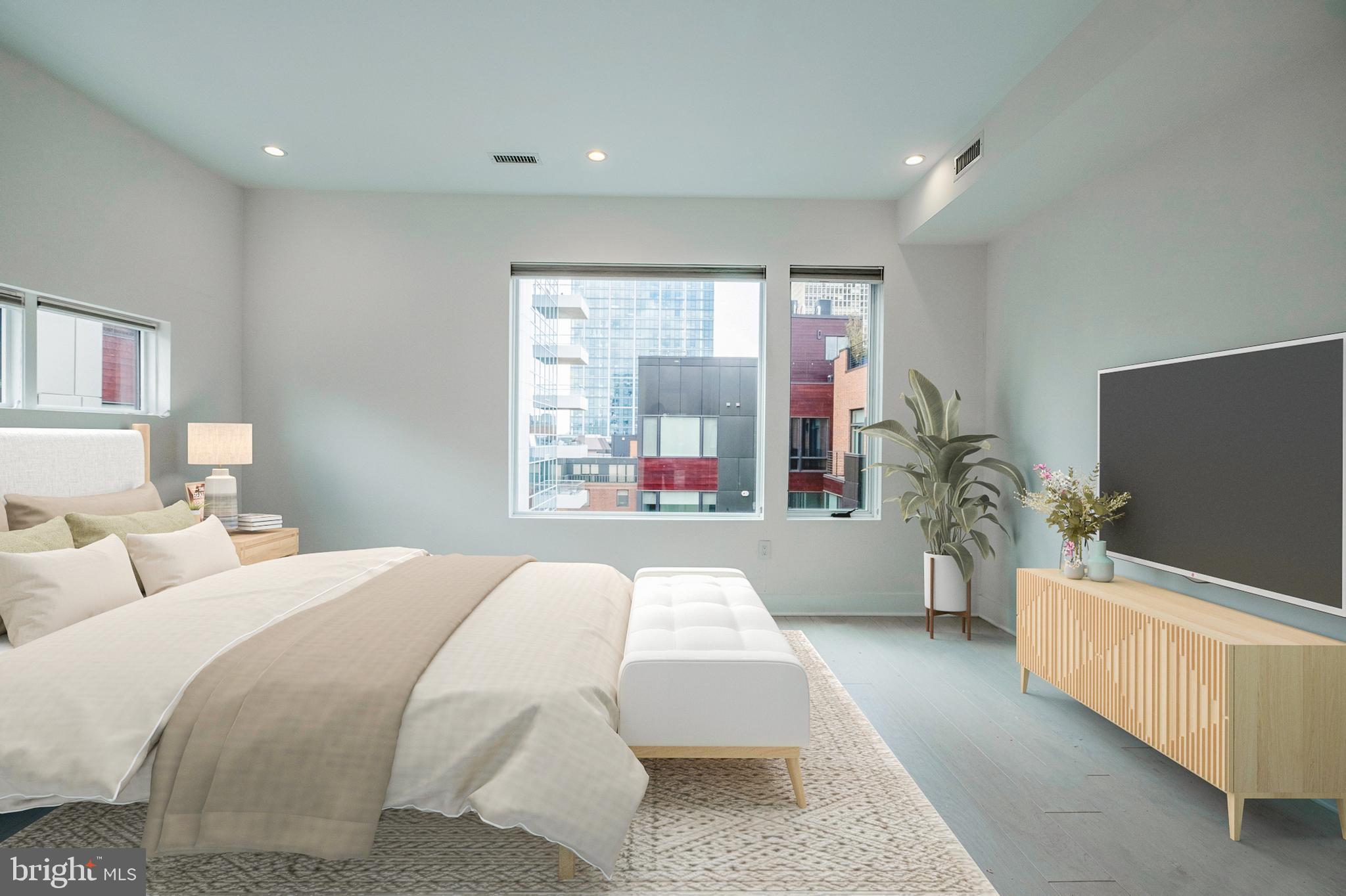 SOCIETY HILL - Residential