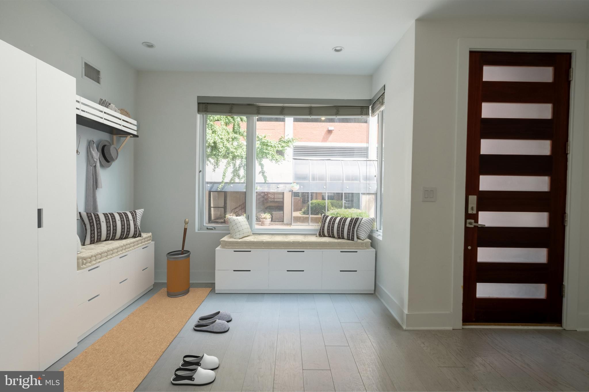 SOCIETY HILL - Residential