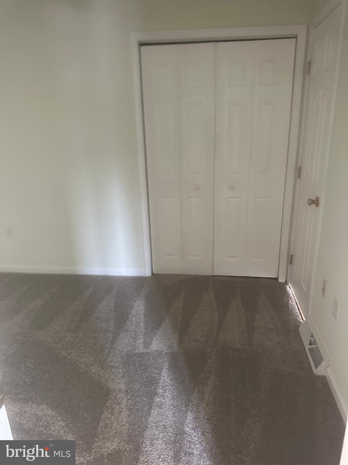 BIRCHWOOD PARK - Residential Lease