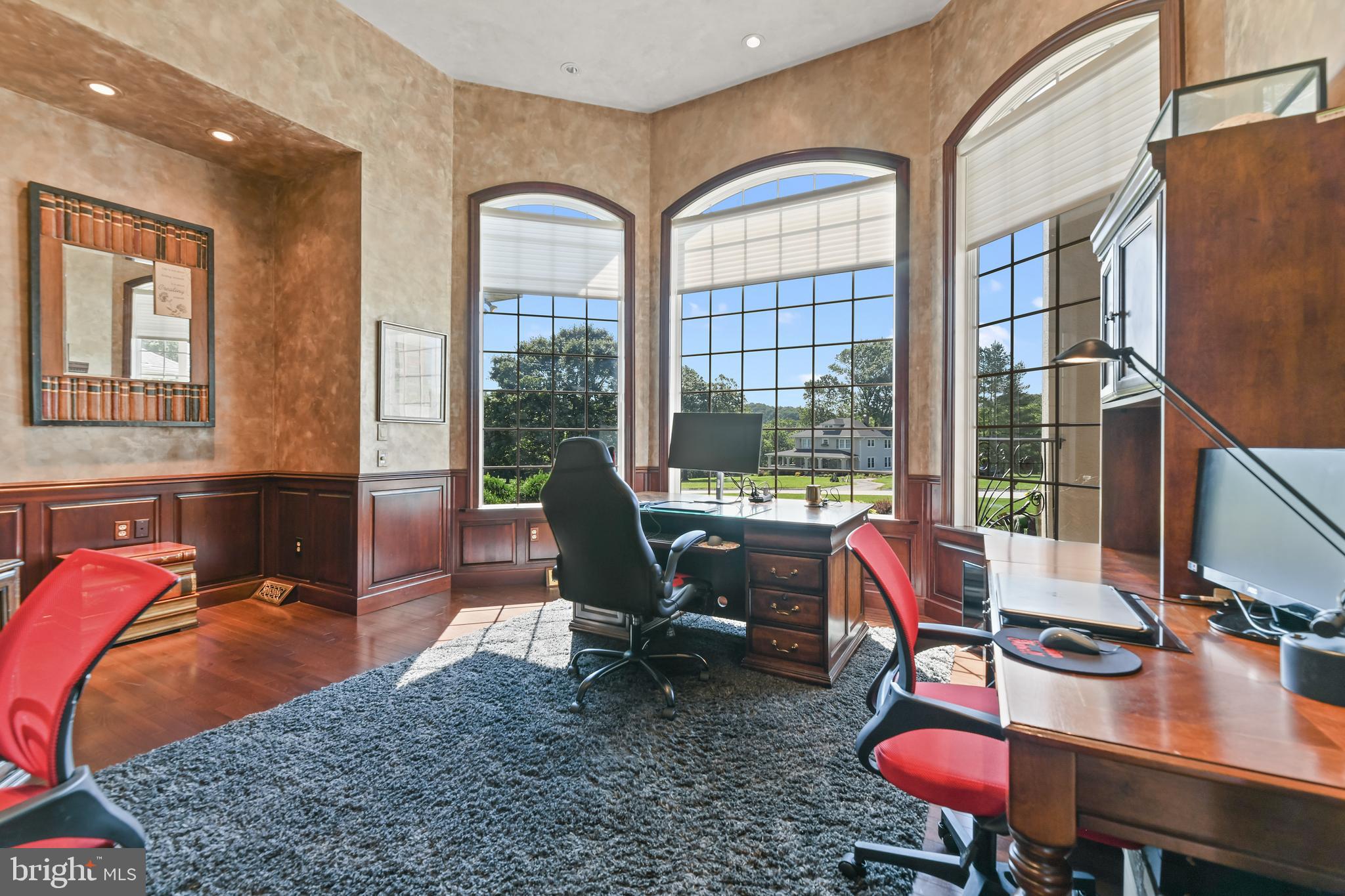 LAMBOURNE DOWNS - Residential