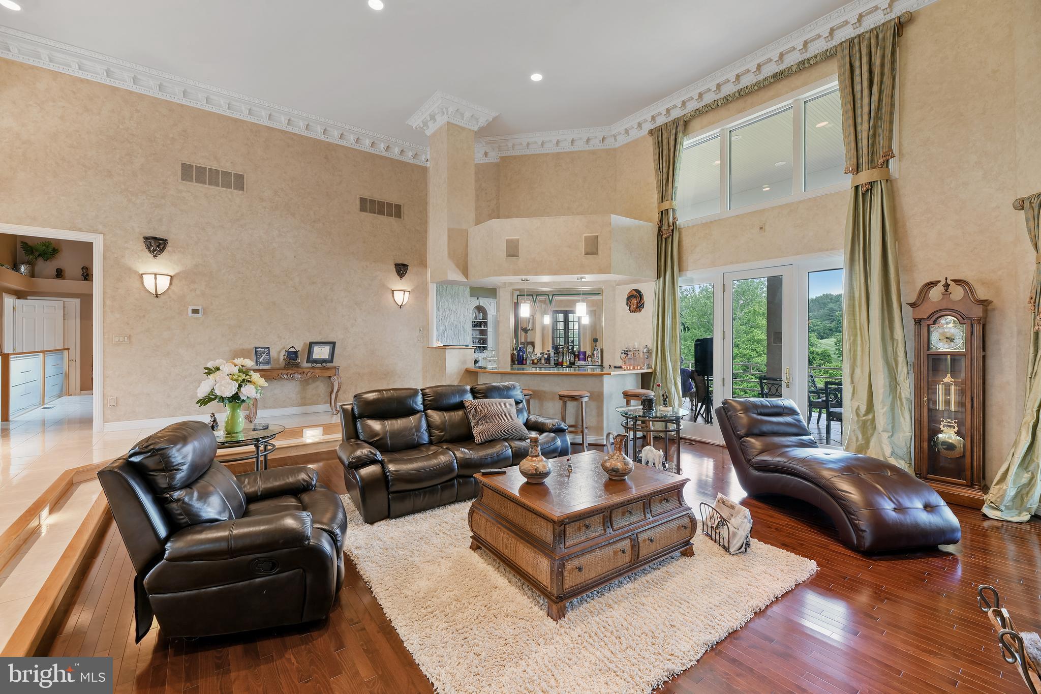 LAMBOURNE DOWNS - Residential