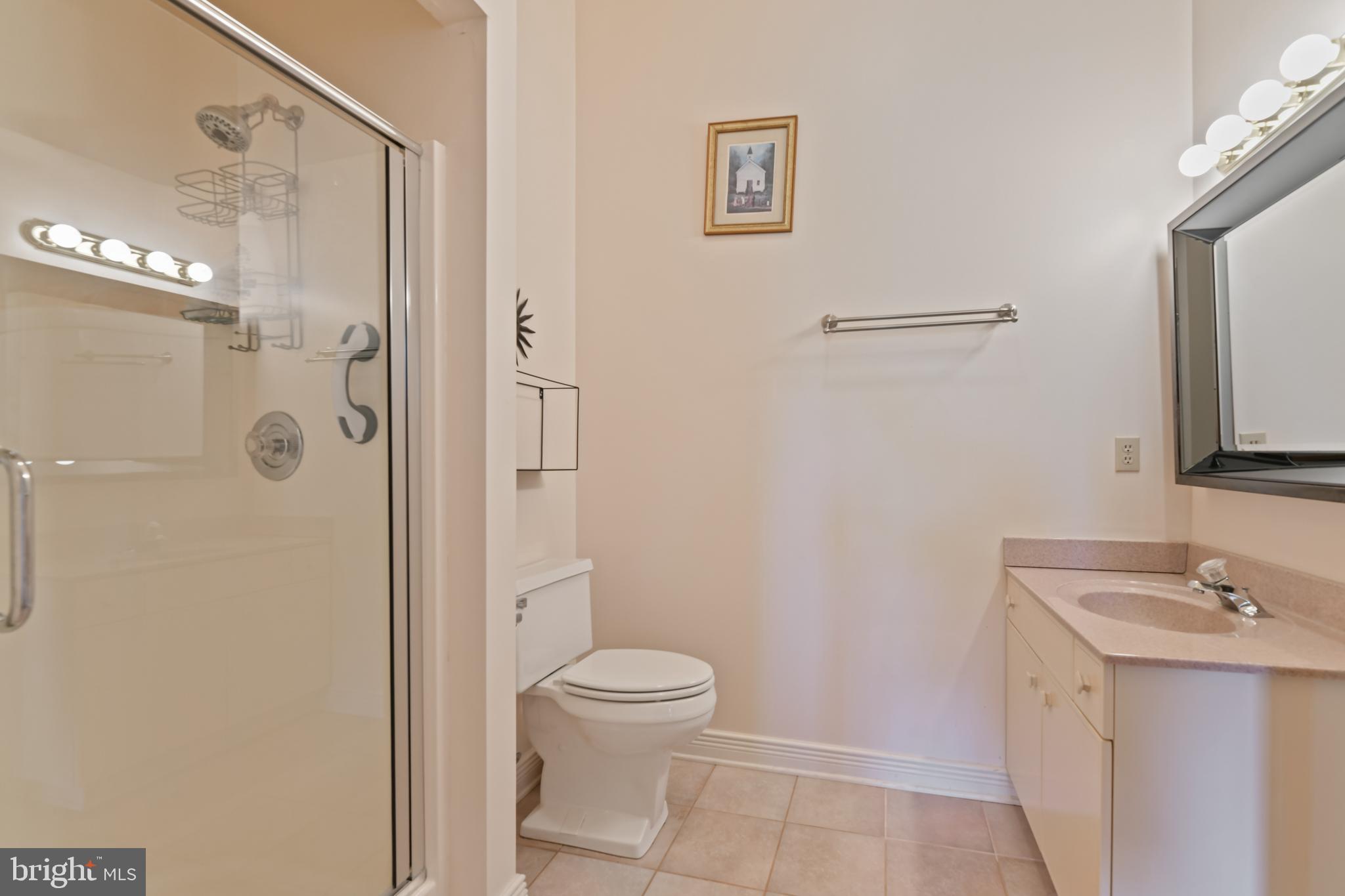 LAMBOURNE DOWNS - Residential